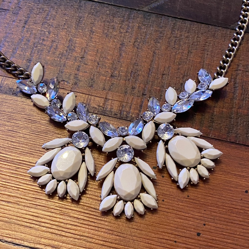 J Crew Elegant White and Diamond Statement Necklace